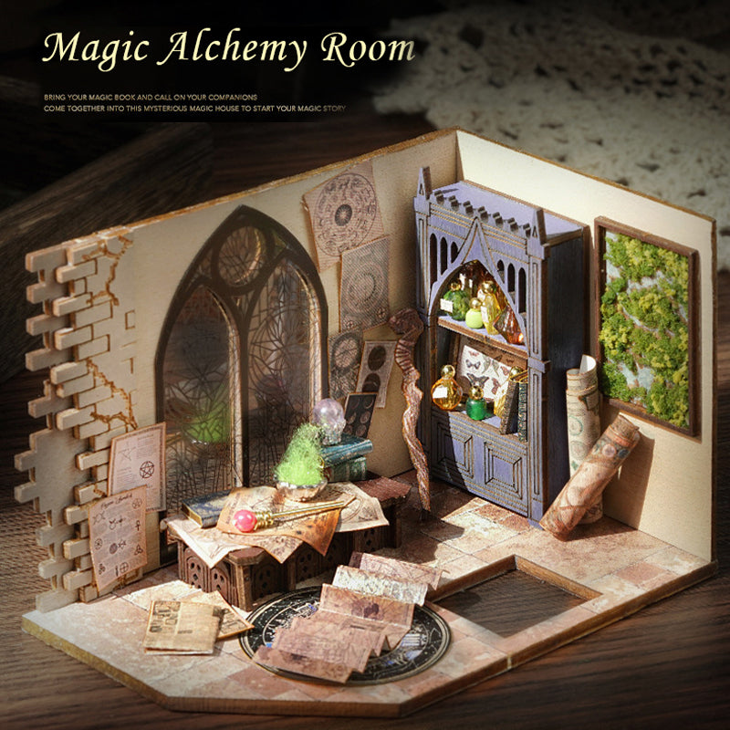 CUTEBEE 1: 24 DIY Dollhouse Kit(Magic Workshop)