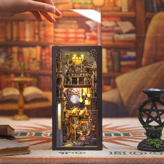 CUTEBEE DIY Book Nook Kit(Nebula Common Room)