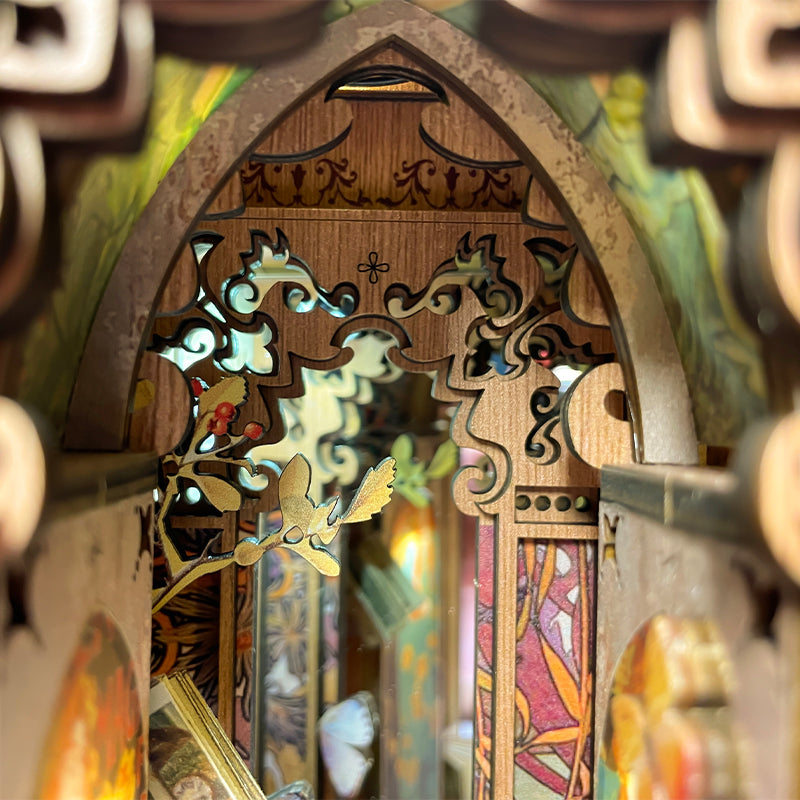CUTEBEE DIY Book Nook Kit (Butterfly of the Unknow Lands)