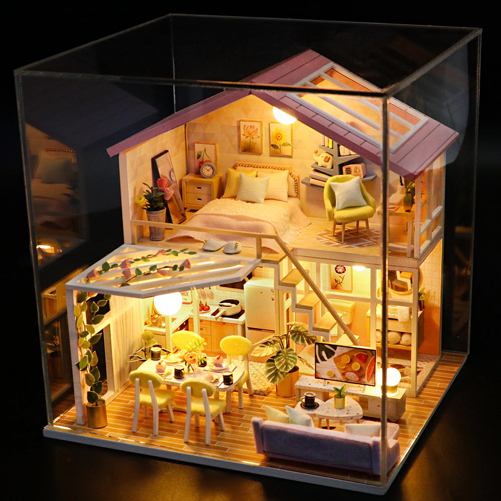 CUTEBEE 1: 24 DIY Dollhouse Kit (Sweet Time)