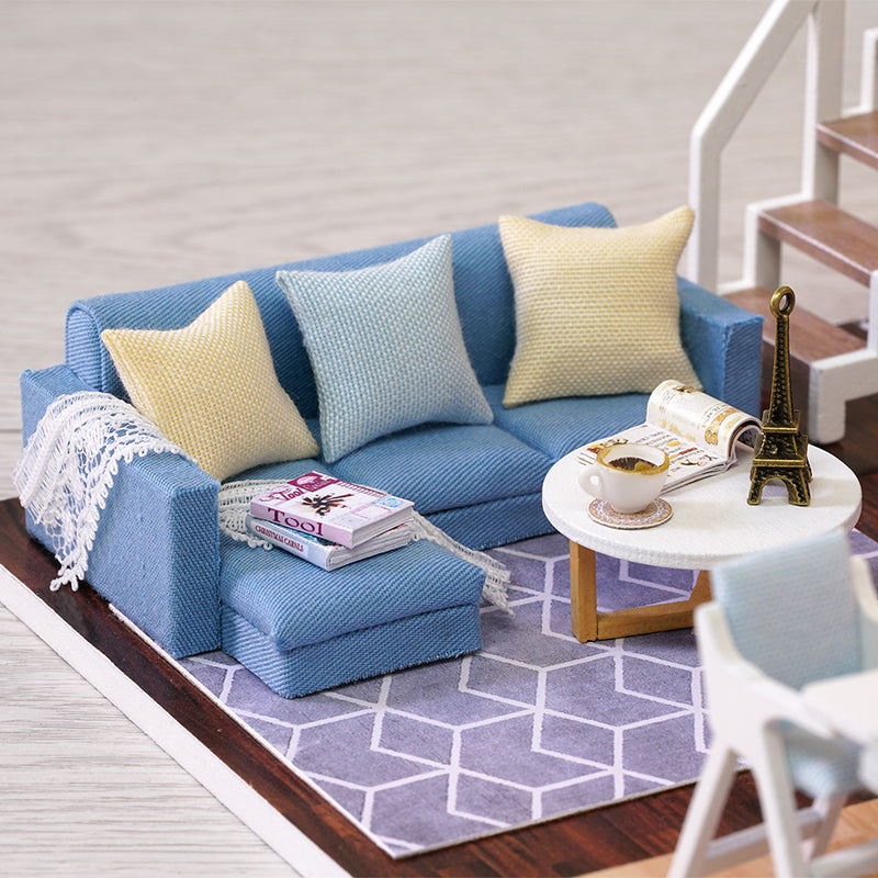 CUTEBEE 1: 24 DIY Dollhouse Kit (Blue Time)
