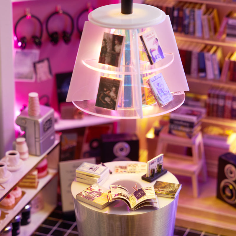 CUTEBEE 1:24 Dollhouse Kit (Book Cafe)