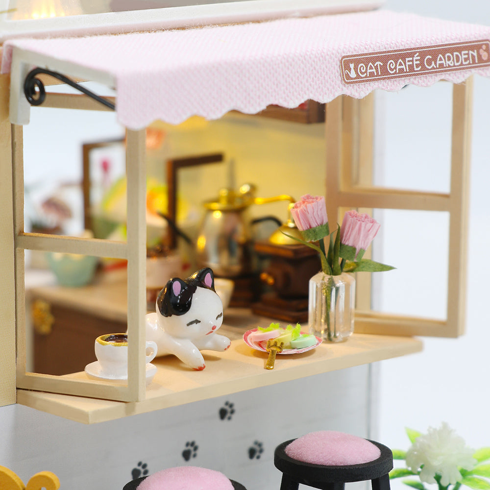 CUTEBEE 1: 24 DIY Dollhouse Kit (Cat Coffee Garden)