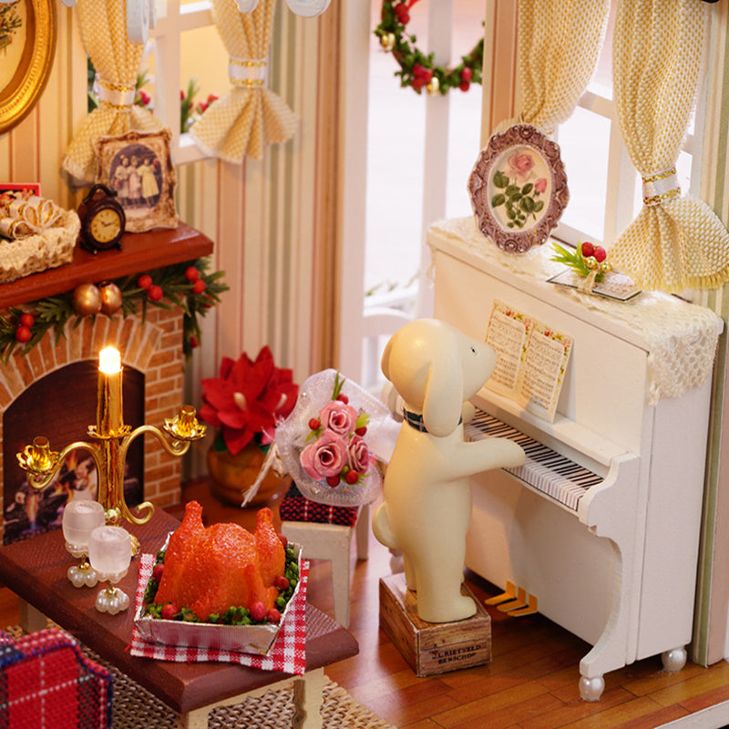 CUTEBEE 1: 24 DIY Dollhouse Kit (Holiday Time)
