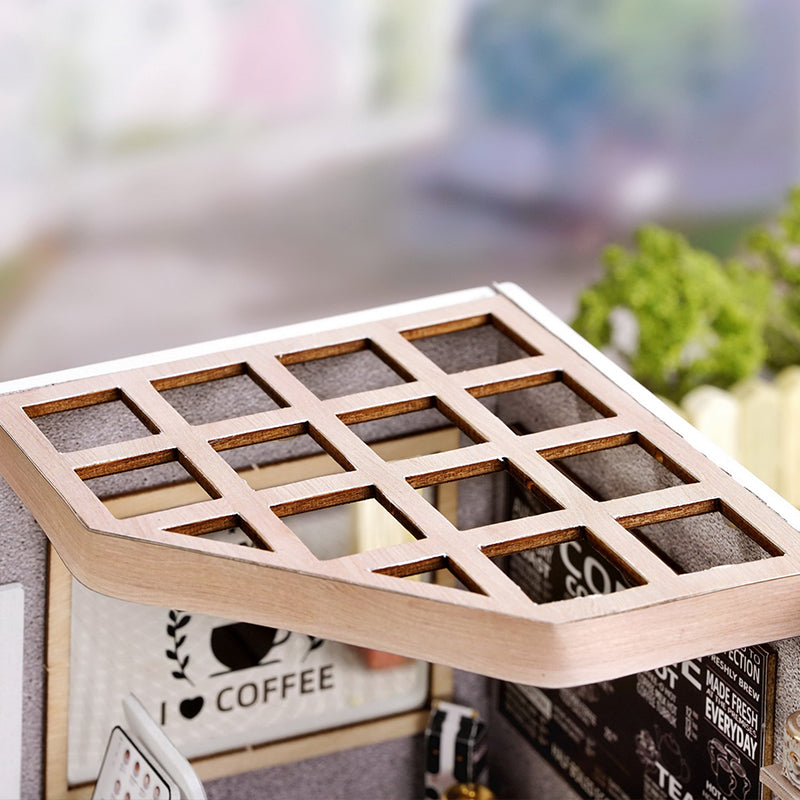 CUTEBEE 1: 24 DIY Dollhouse Kit (Leisurely coffee shop)