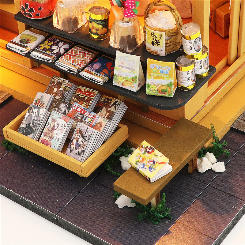 CUTEBEE 1: 24 DIY Dollhouse Kit (Gocery store)