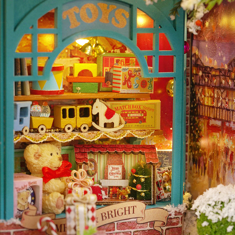 CUTEBEE 1: 24 DIY Dollhouse Kit (Happy Shop Series)